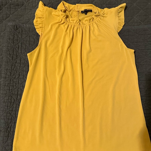 Sleeveless blouse - Picture 1 of 2